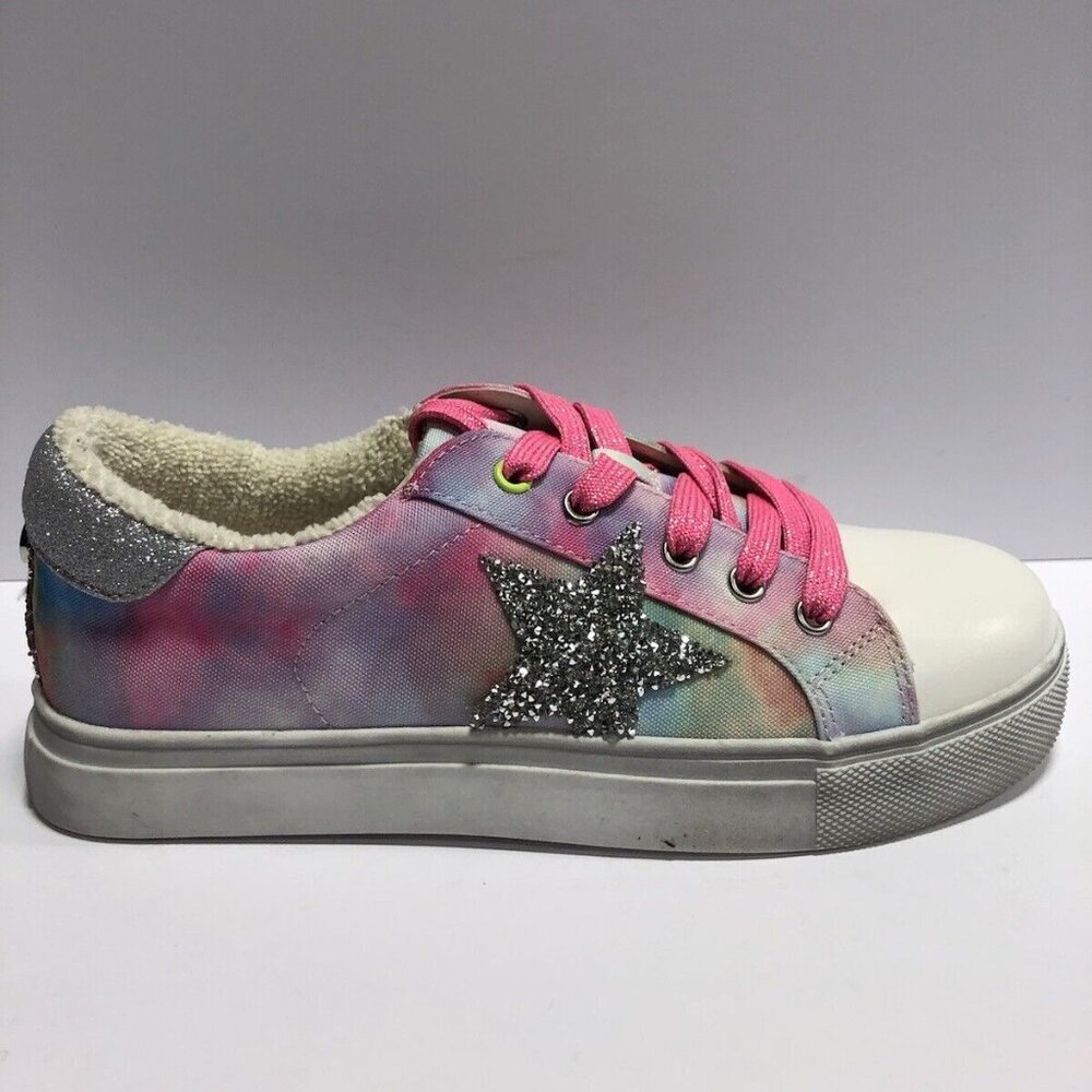 Steve Madden Girls Rezume Sneaker Size 4 M Big Kid